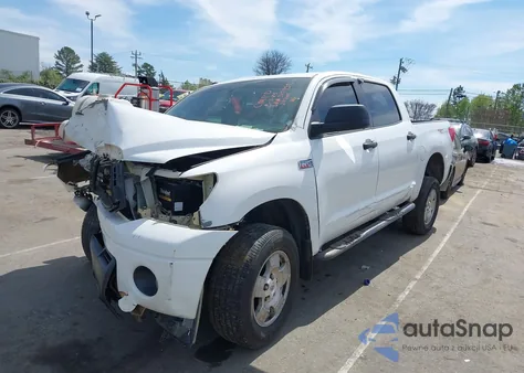 2011 Toyota Tundra Grade 5.7L V8 из США, поврежденный, VIN 5TFDW5F19BX205002